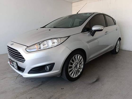 FORD FIESTA 1.6 TITANIUM HATCH 16V FLEX 4P POWERSHIFT